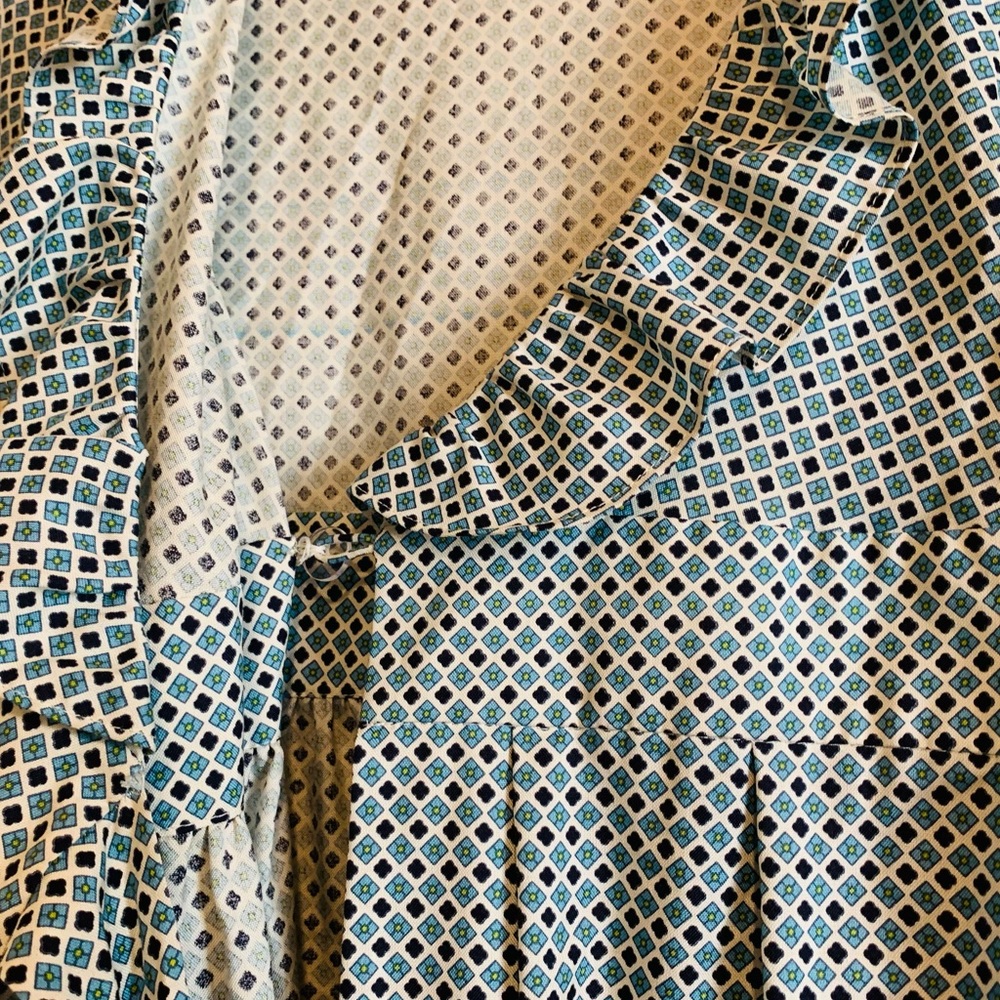 J. Crew Wrap Dress Mid Length 100% Silk- So lovely, lightweight, and feminine. - Picture 10 of 14